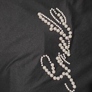 NWT BLACK PEARL ACCENT SMILE TEE